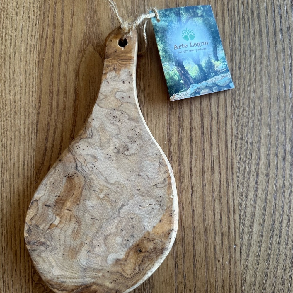 Arte Legno Olive Wood Cutting Board – Stunning & Functional